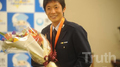 谷井選手、故郷の滑川市役所で世界陸上銅メダル獲得を報告